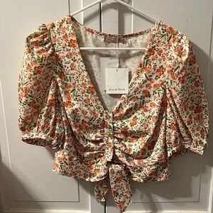 NWT Floral crop top